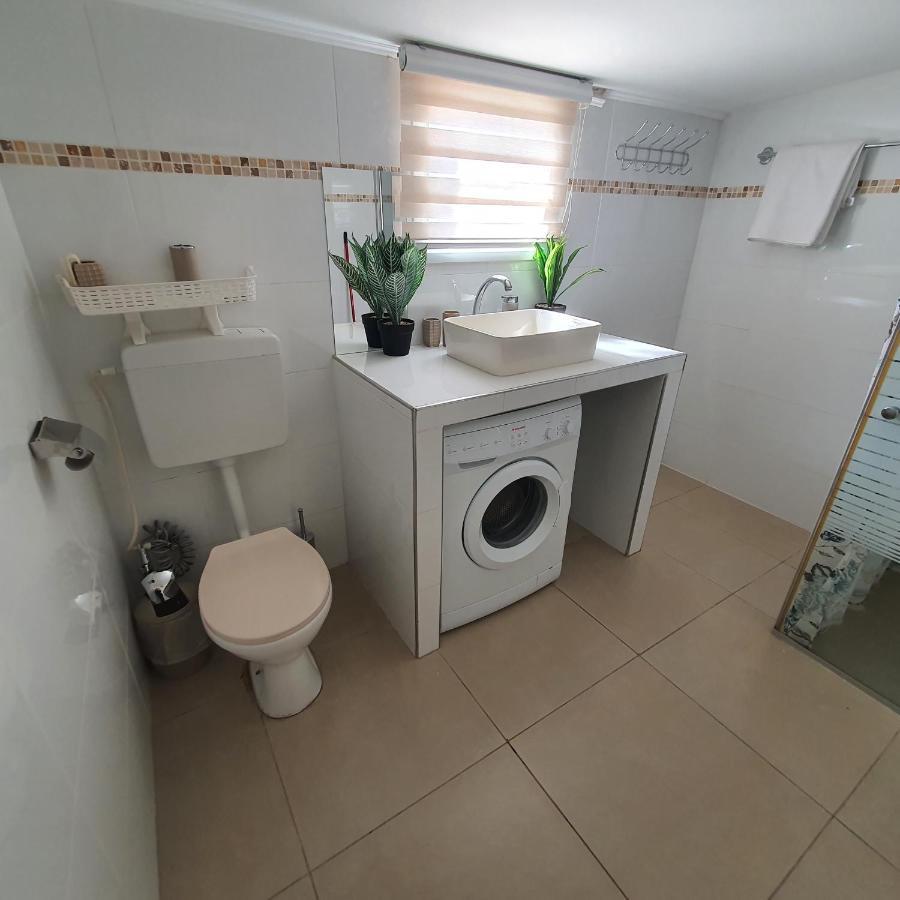 Barak Royal Suites 20 Sea View - ג'קוזי בחצר ומרפסות עם נוף לים Ελάτ Εξωτερικό φωτογραφία