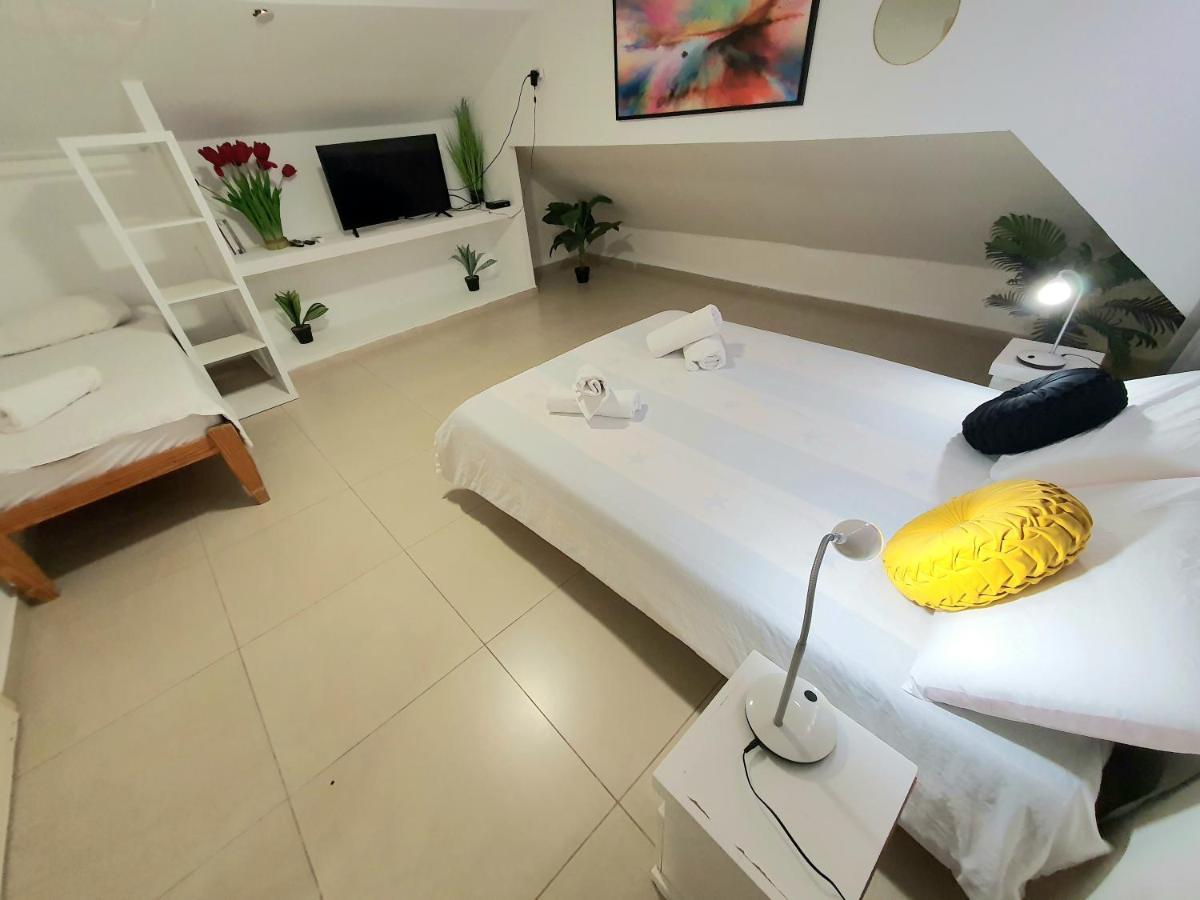 Barak Royal Suites 20 Sea View - ג'קוזי בחצר ומרפסות עם נוף לים Ελάτ Εξωτερικό φωτογραφία